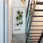Lightful Architectural House Будинок відпочинку *