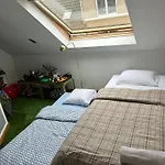 Будинок відпочинку Lightful Architectural House Гент