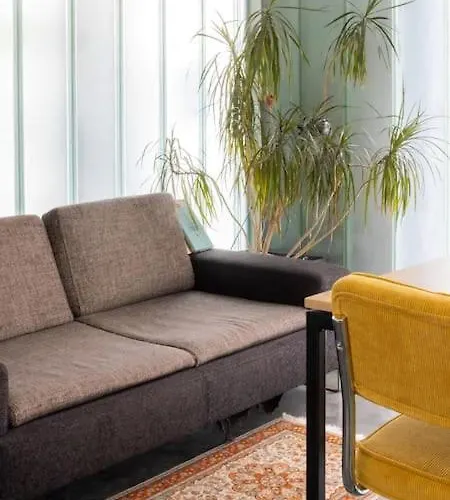 Lightful Architectural House * Gand