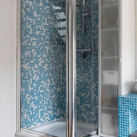 Lightful Architectural House بيت للعطل