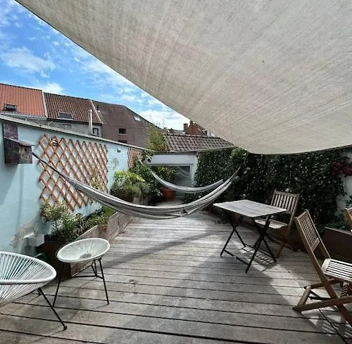 펜션 Lightful Architectural House 헨트