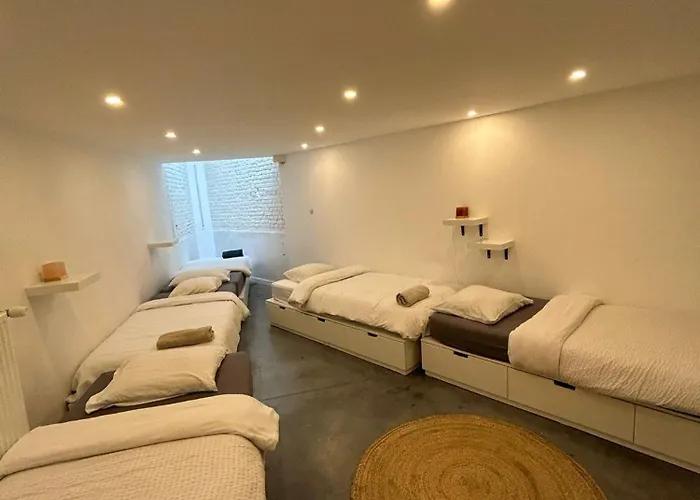 펜션 Lightful Architectural House