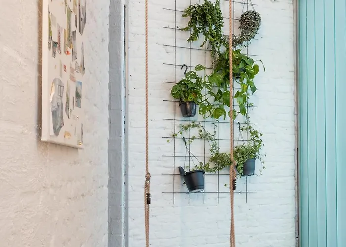 Lightful Architectural House 펜션 헨트